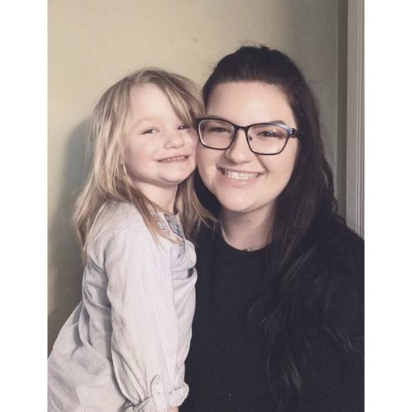 Meet your Posher, Taylor - Picture 1 of 1